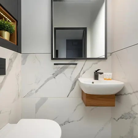 Dwupietrowy Dla 7 Osob Z Ogrodkiem By Renters Apartament