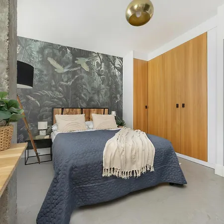 Apartament Dwupietrowy Dla 7 Osob Z Ogrodkiem By Renters *