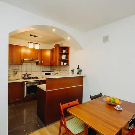 Quiet Flat In The Old Town Варшава