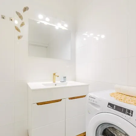 Shortstaypoland Plac Mirowski Apartment