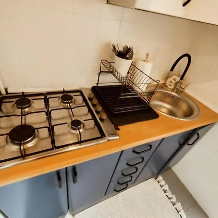 Apartment Cozy At Plac Konstytucji Warsaw