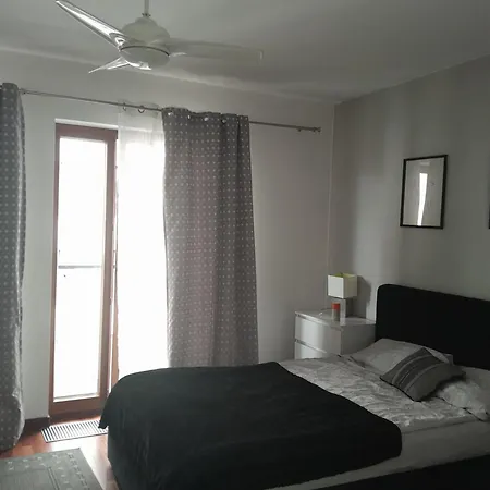 Aparthotel Parking Pawia 51 *