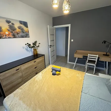Apartament Wiosenny Kamienica Grochow With Free Parking *
