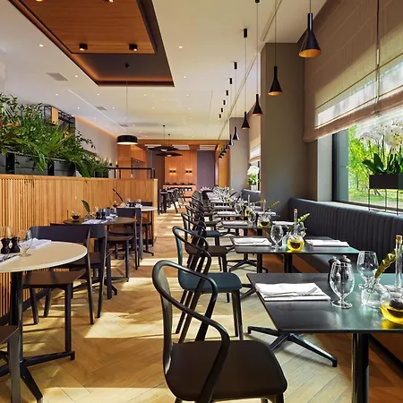 Four Points By Sheraton Mokotow Hotel 4*