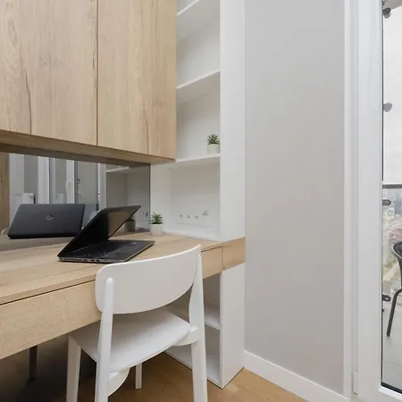 Exceptional Business By Renters * Warszawa