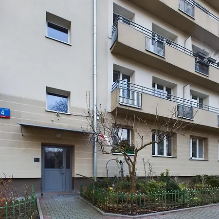 Apartamento Cosy In The Capital By Renters