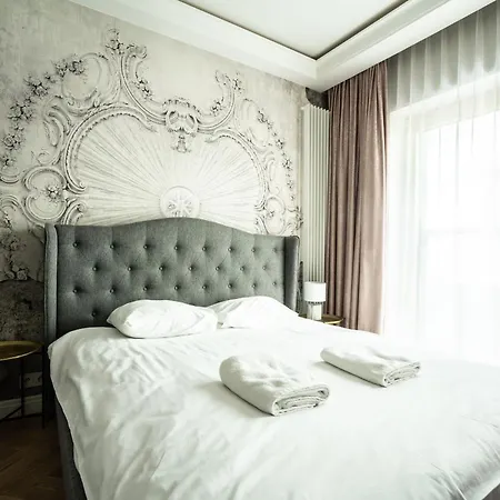 アパート Vipwarsawapartments Amber Mennica ワルシャワ