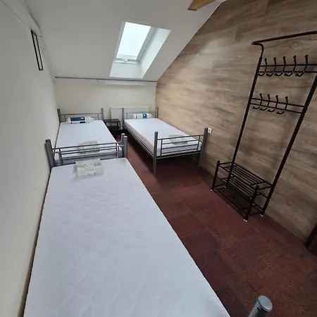 Hostel Rooms4rest Skibicka - Private For Tourists - Atr Consulting Sp, Z O,o, Warszawa