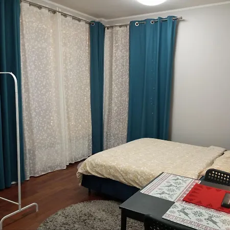 호스텔 Solidarnosci155guestrooms