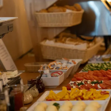 Arkadia Royal Hotel Warsaw