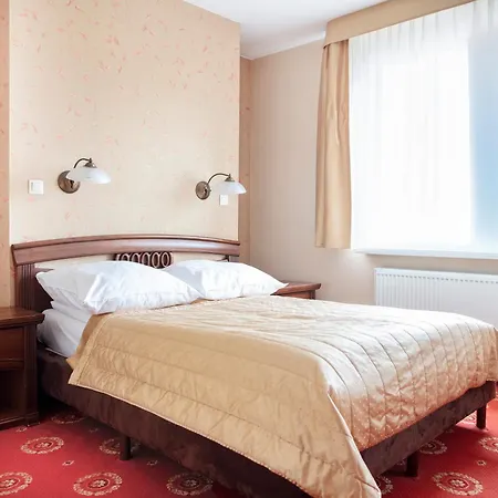 Arkadia Royal 3* Warsaw