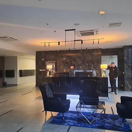 Smart With Parking Hotel apartamentowy