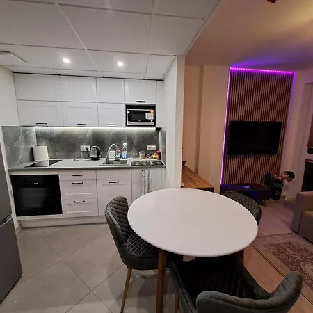 Smart With Parking Hotel apartamentowy