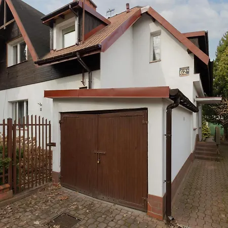 Quiet Bemowo House With Garden By Renters Warszawa