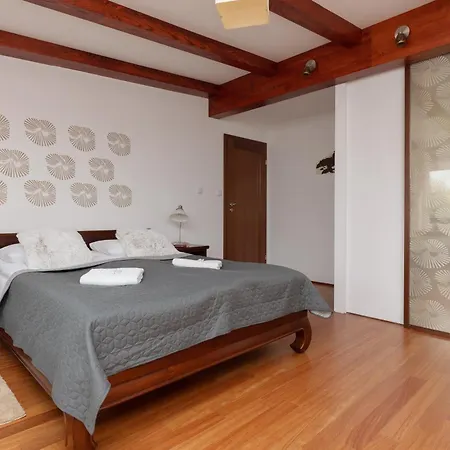Dom wakacyjny Quiet Bemowo House With Garden By Renters Warszawa
