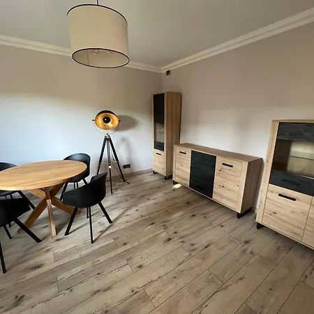 Vakantieboerderij Mieszkanie 1 Pokojowe Z Dostepem Do Dzialki, Ogrodu Warschau