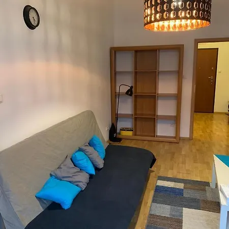 Διαμέρισμα Spacious 2-rooms Penthouse In Center *