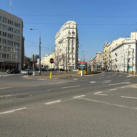 Chocimska 35 - Skwer Tarasa Szewczenki - Stary Mokotow *
