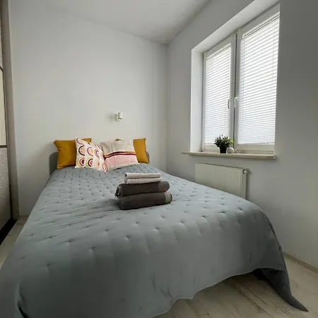 Apartament Cozy Near Ikea And S8 Warszawa