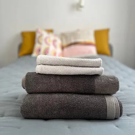 Cozy Near Ikea And S8 Apartament