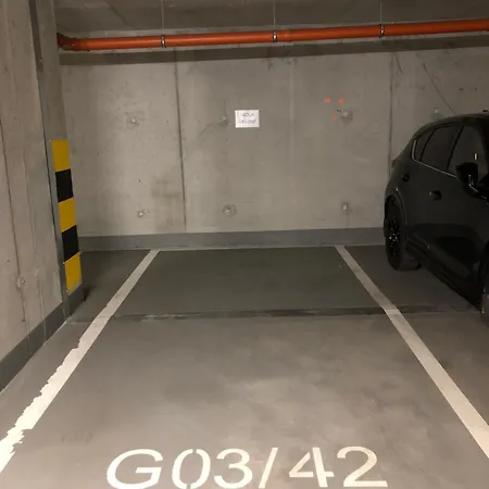 Wola Lagom ワルシャワ