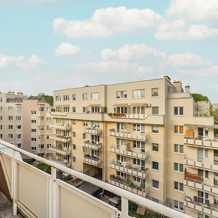 Apartament Cozy With Parking Near Babice Airport By Renters