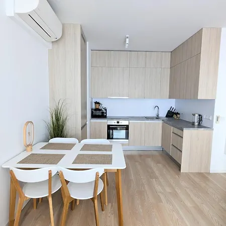 Modern 2-rm With Parking At Warsaw's Heart - Wola * 바르샤바