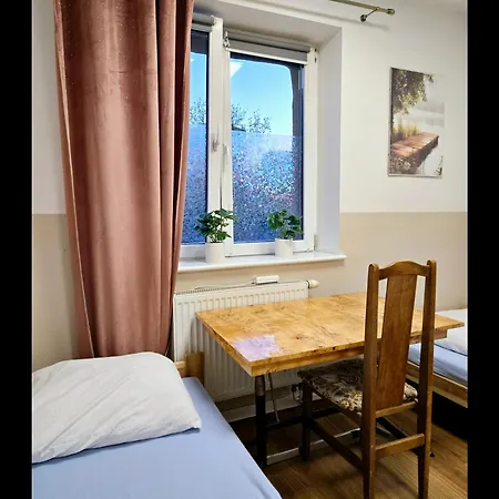 Ursynow Hostel Βαρσοβία