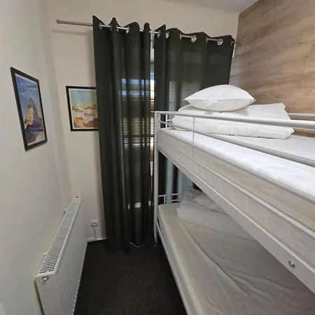 Rooms4rest Skibicka - Private For Tourists - Atr Consulting Sp, Z O,o, Warszawa