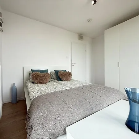 Superior Koko, 2 Rooms, 1 Bedroom, 3 Balcanies! Parking! Security And Recepcion 24h! * Warschau