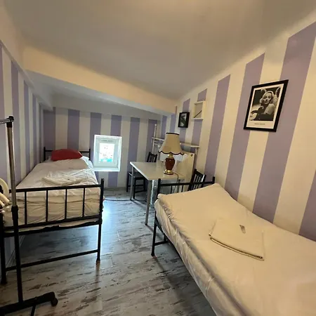 Auberge de jeunesse Ab