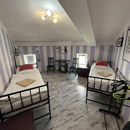Auberge de jeunesse Ab *