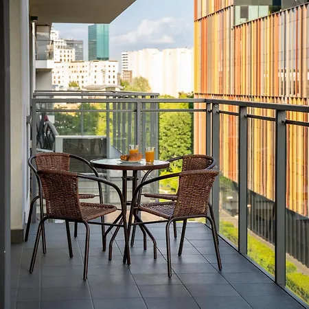 Wola Luxury Apartamento Varsovia