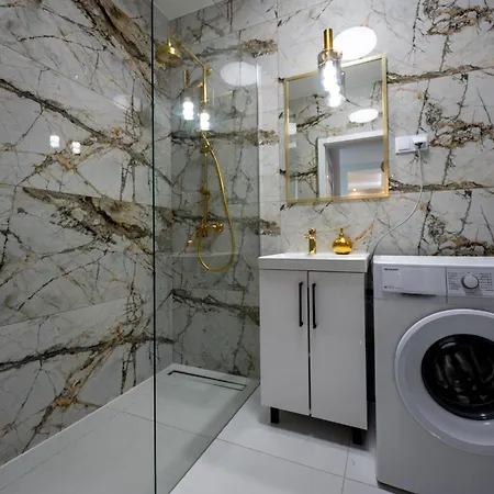 Wola Luxury