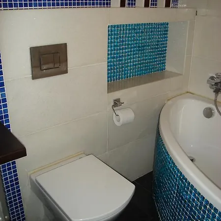 100 Sqm Wilanów Apartamento *