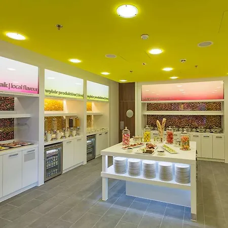 Hampton By Hilton Centre מלון 3*