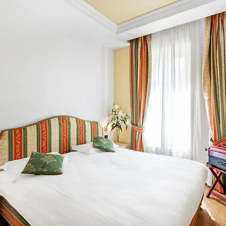 St. Andrew's Palace Aparthotel