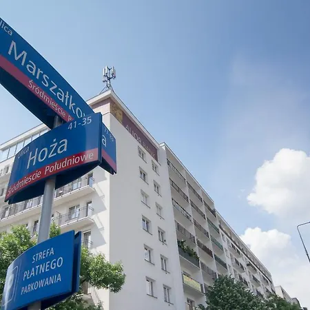 Bright Hoza Apartment