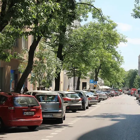 Daire Station Varşova