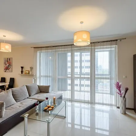 City Aparthotel Wola 3* Warszawa