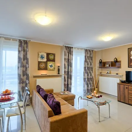 City Aparthotel Wola Warszawa
