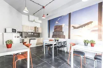 Mish Mash Nowogrodzka Hostel Varşova