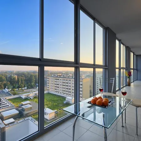 City Aparthotel Wola Hotel apartamentowy 3*