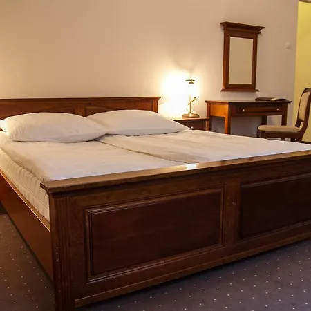 Hotel Mazowiecki Wow *