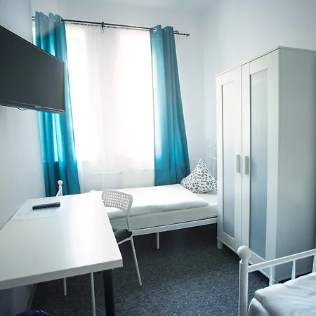Moonriver Homestay *