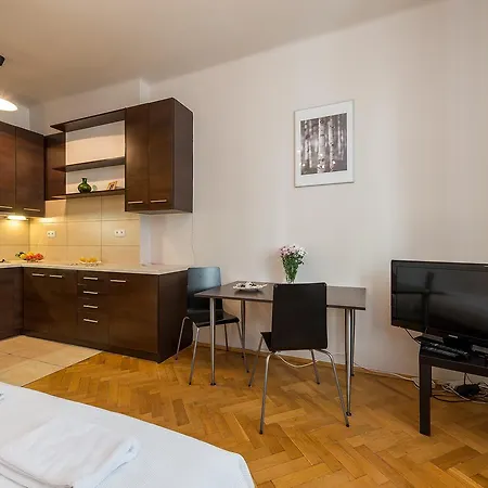 Old Town P&o Serviced Apartment Warsaw