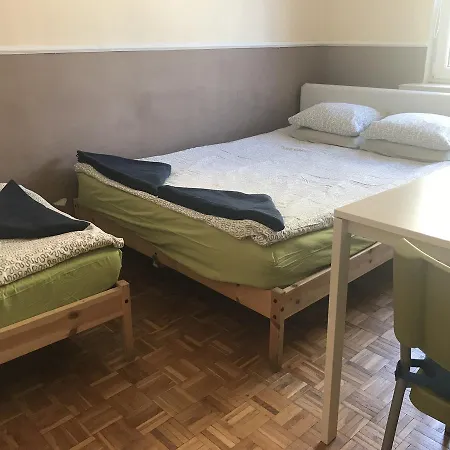 Privatunterkunft Lama Warschau