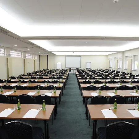 Ibis Styles Warszawa West 3* Mory