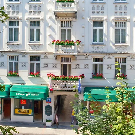 St. Andrew's Palace Aparthotel Varšava
