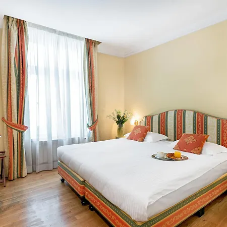 St. Andrew's Palace Aparthotel Varšava